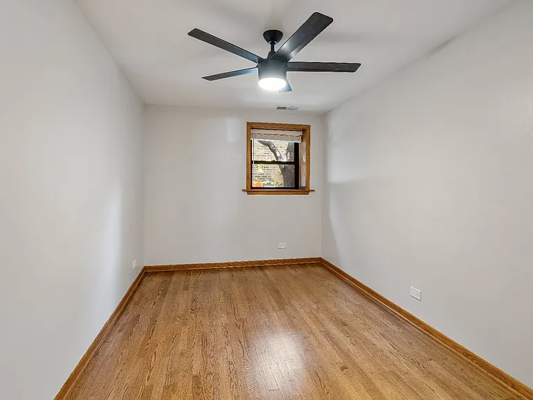 3227 W Belden Ave #3225-G — Photo 9
