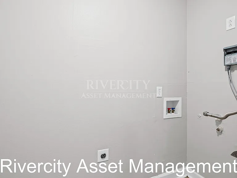 4828 Knight Arnold Rd — Photo 14