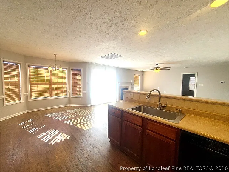 5215 Woodpecker Dr — Photo 12