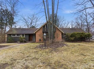 4905 Sturgeon Creek Pkwy, Midland, MI 48640