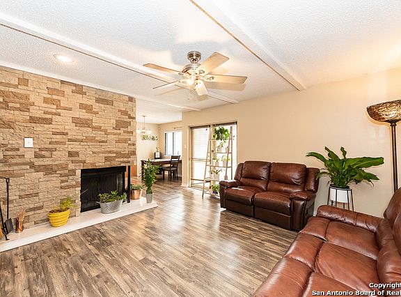 5th image of 13434 Wakewood St