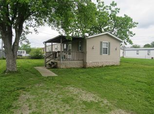 314 E 4th St, Grayson, KY 41143