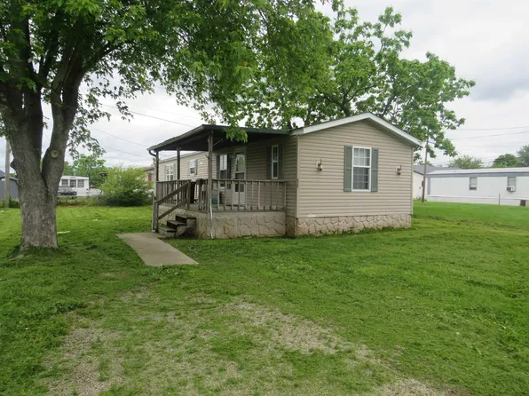 314 E 4th St, Grayson, KY 41143