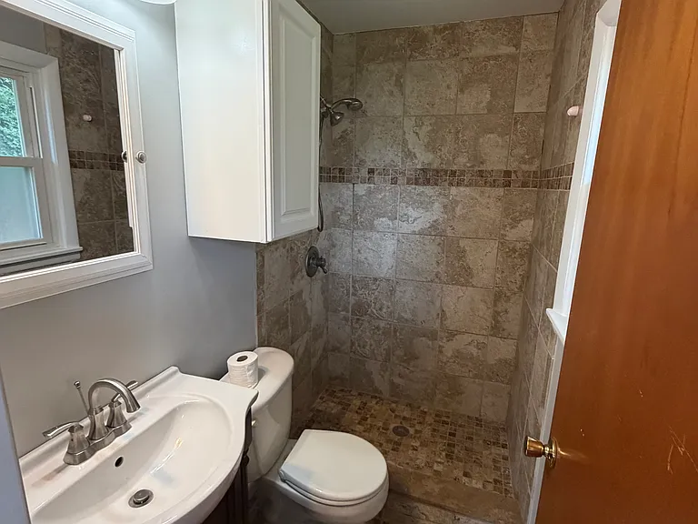 5505 Crosswood Ct — Photo 8