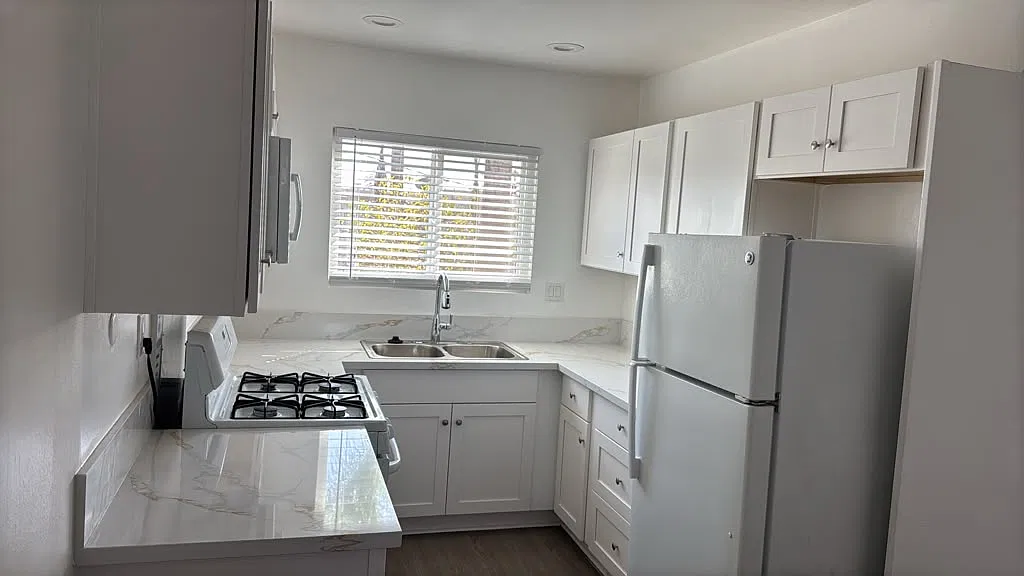 1 bed, 650 sqft, $1,875 — Photo 2