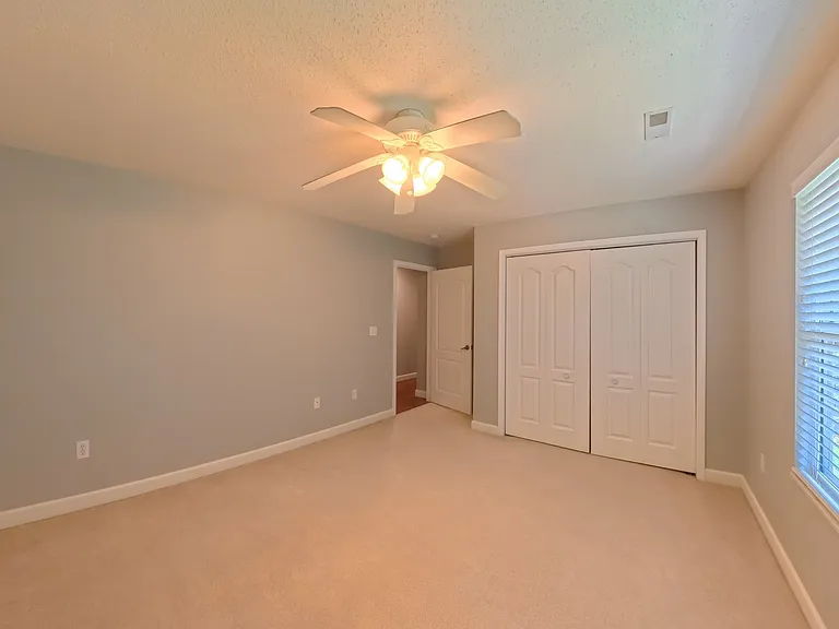 308 Windsor Forrest Rd — Photo 41