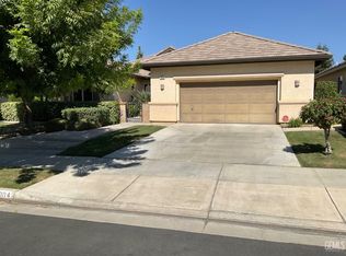 3004 Rose Petal St, Bakersfield, CA