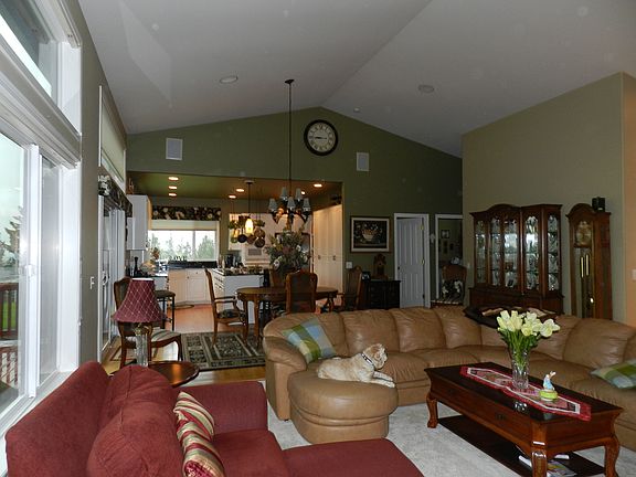 Great Ropm and Dining Room