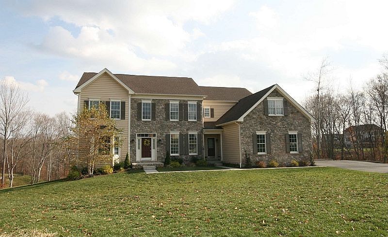 1st image of 908 Oriole Ct