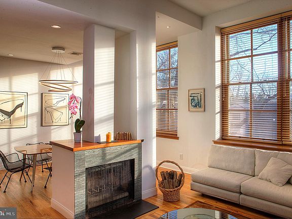 4th image of 314 Catharine St APT 203B