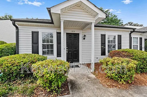 123 Christopher Downs Ct Photo 1