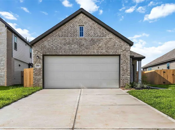 3066 Arrowwood Dr, Brookshire, TX 77423