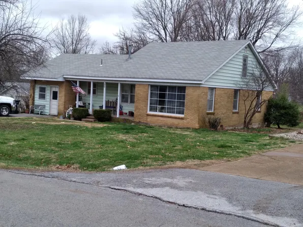 505 E Bedford Street, Marshfield, MO 65706