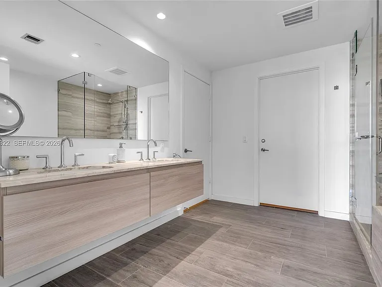 2900 NE 7th Ave #4308 — Photo 26