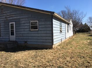 5935 N Armstrong St, Wichita, KS 67204