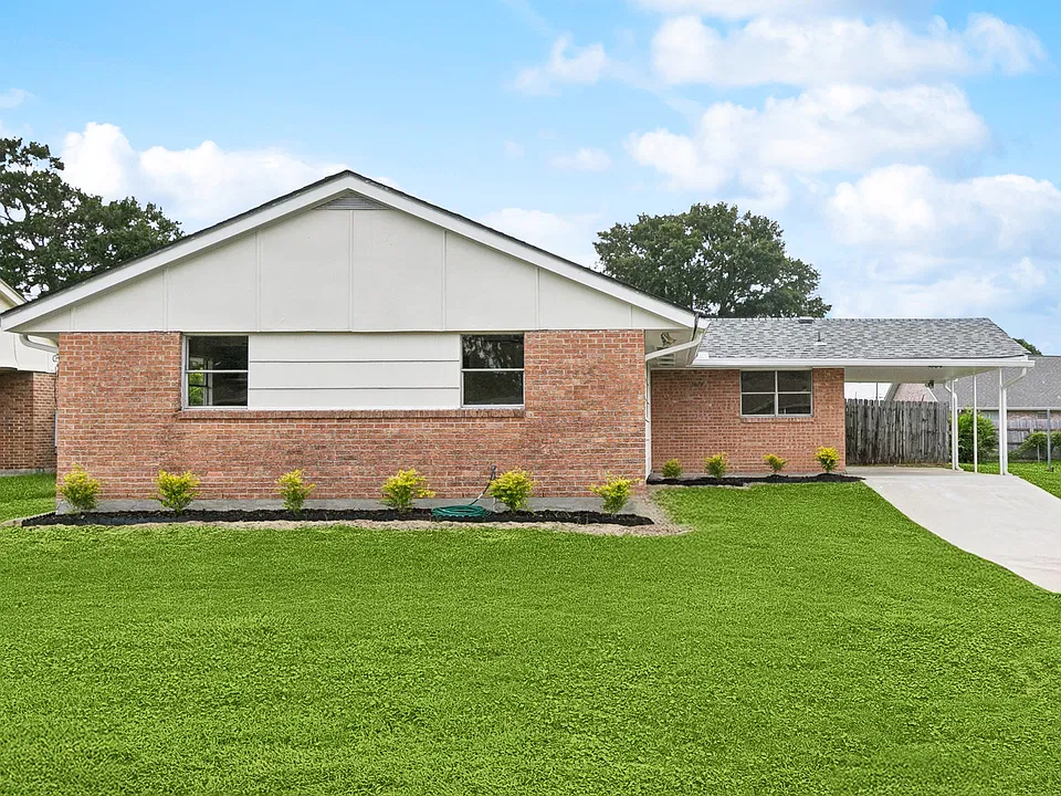 3809 Henican Pl