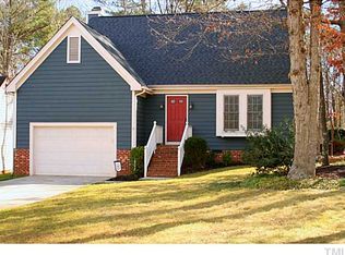 104 E Skyhawk Dr, Cary, NC 27513