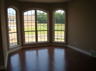 1928 Bakersfield Dr N, Nesbit, MS 38651