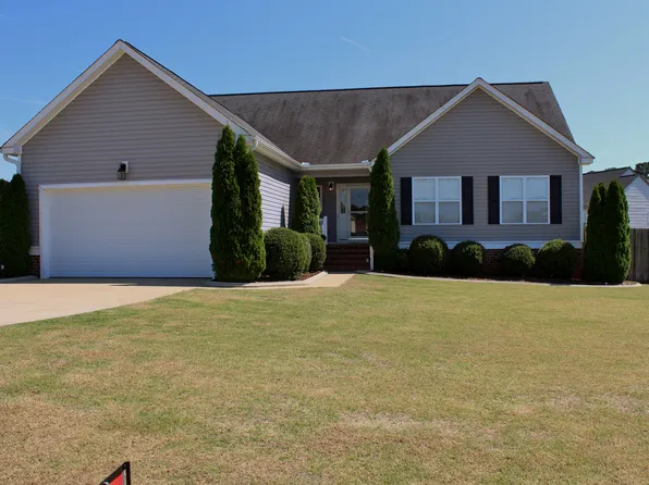 102 E Jamestown St, Goldsboro, NC 27534