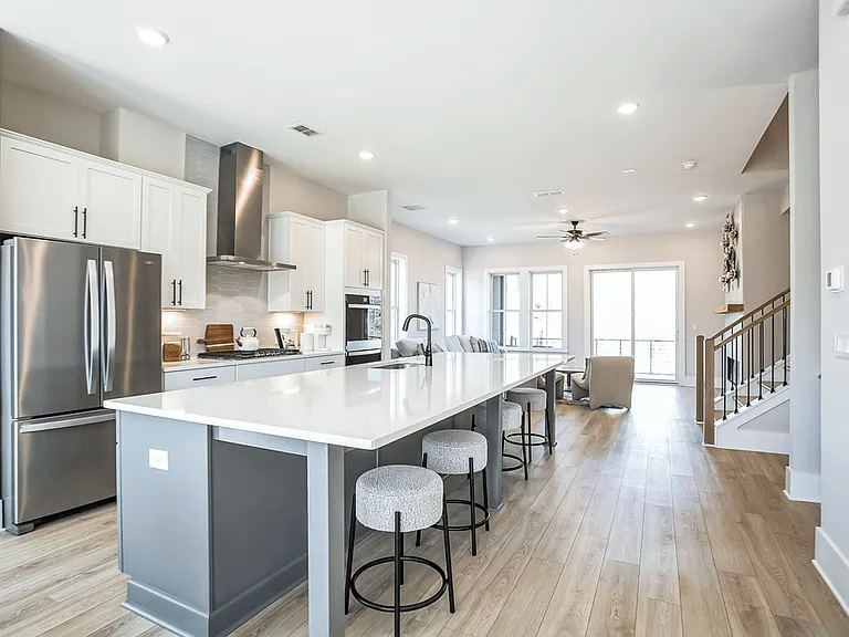 3685 Belle Fields Xing — Photo 3