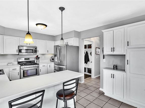 5th image of 109 Whitetail Dr