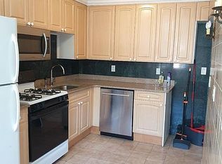 38-07 20th Rd #2, Astoria, NY 11105