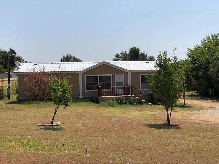 104 Kailyn Ln — Photo 16