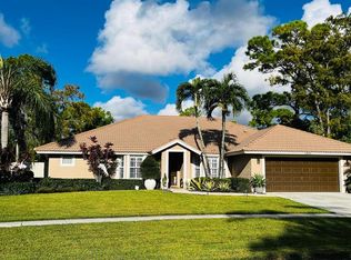 13566 Callington Dr, Wellington, FL 33414