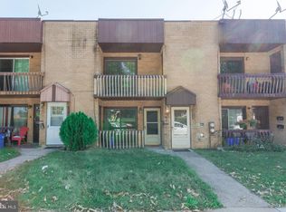 7517 Calvert St, Philadelphia, PA 19152