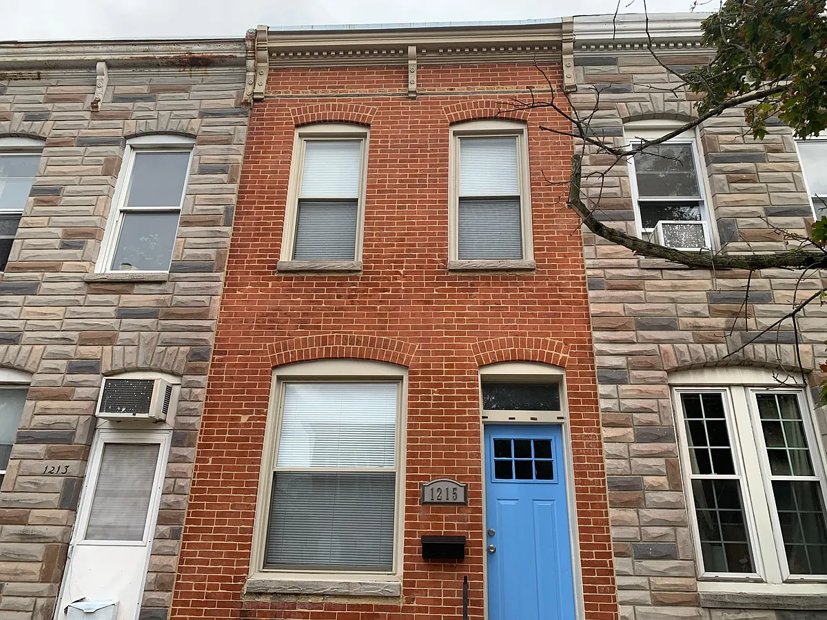 Building Photo - 1215 James St