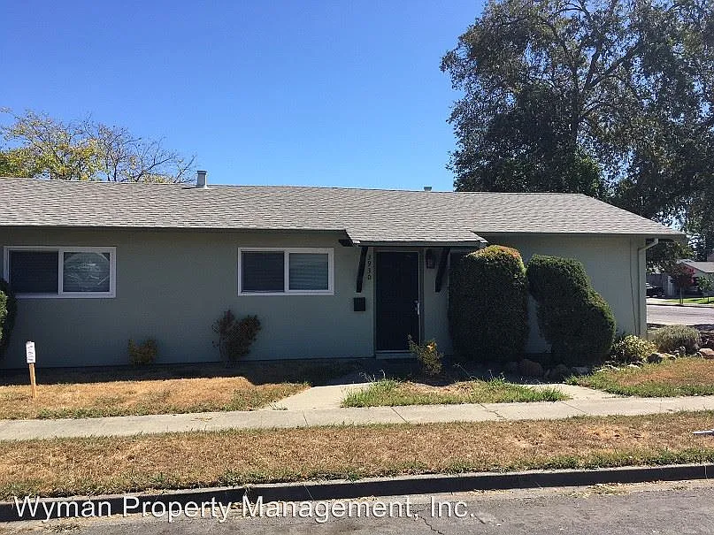 3930 Lassen St photo 1
