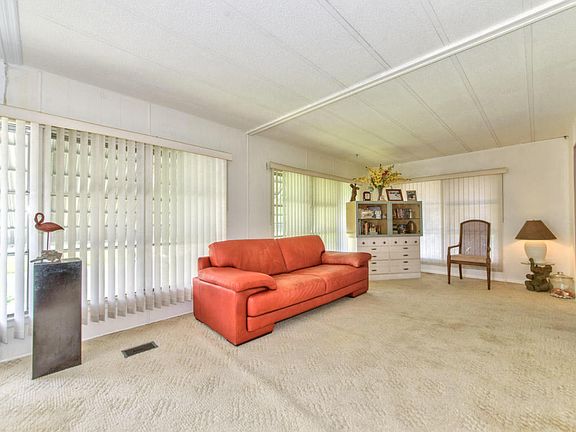 2nd image of 1805 Flamingo Pl #83