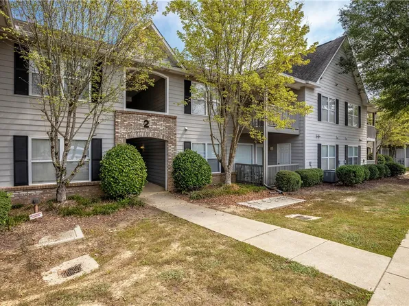 1385 S Donahue Dr APT 2203, Auburn, AL 36832