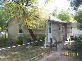 1103 W 29th St, Cheyenne, WY 82001