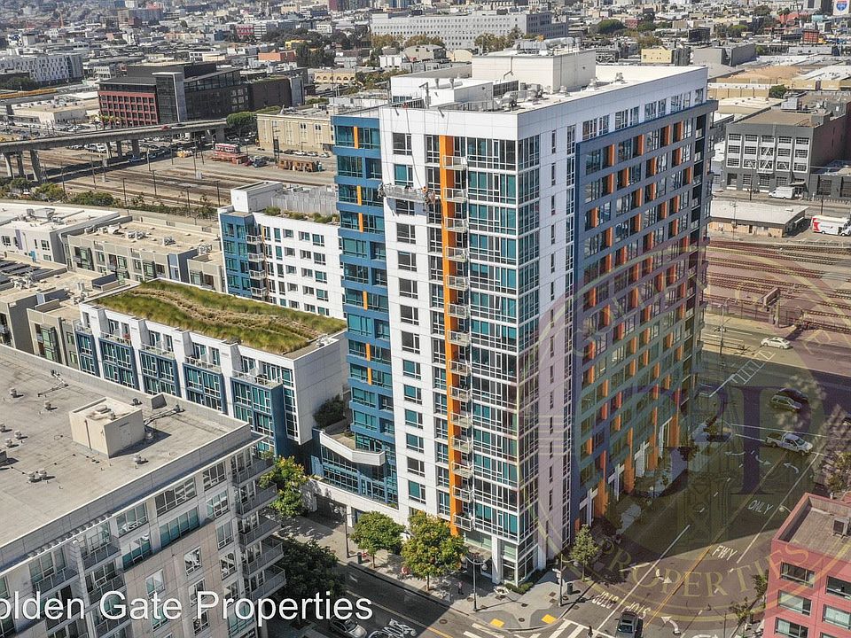 1st image of 300 Berry St Unit 506