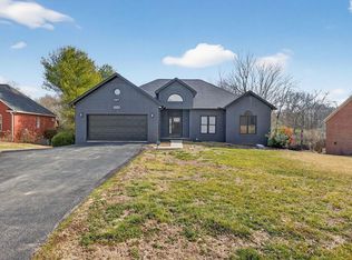 998 River Bend Dr, Cookeville, TN 38506