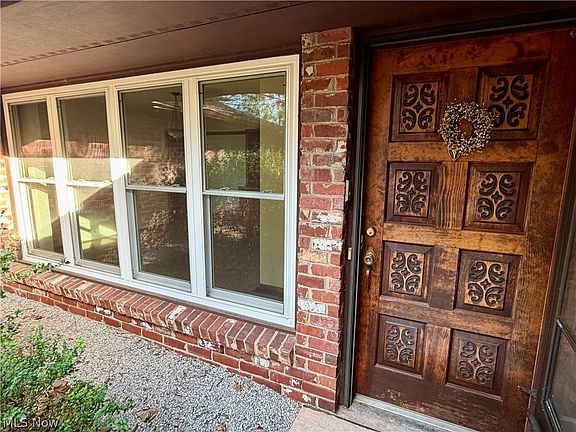 4th image of 820 Glendale Rd