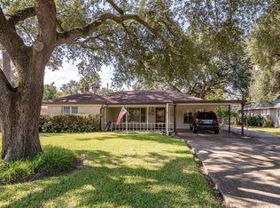 315 Holly Dr, Baytown, TX 77520