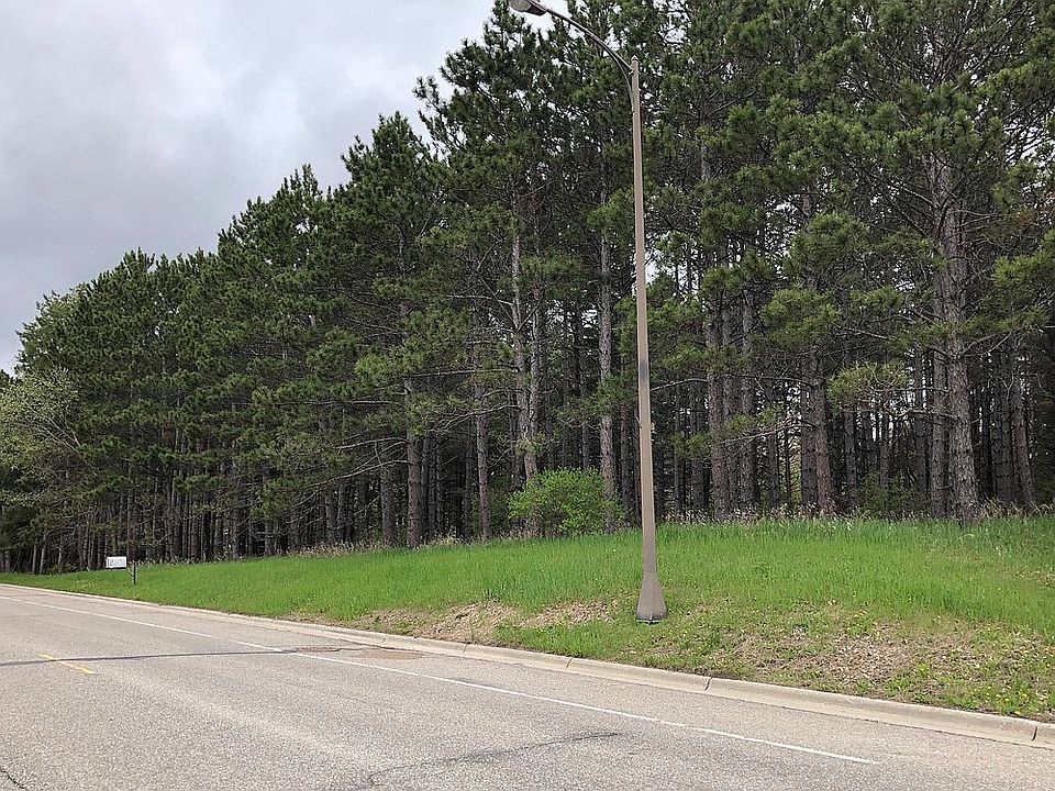 2nd image of Lomond Dr NW