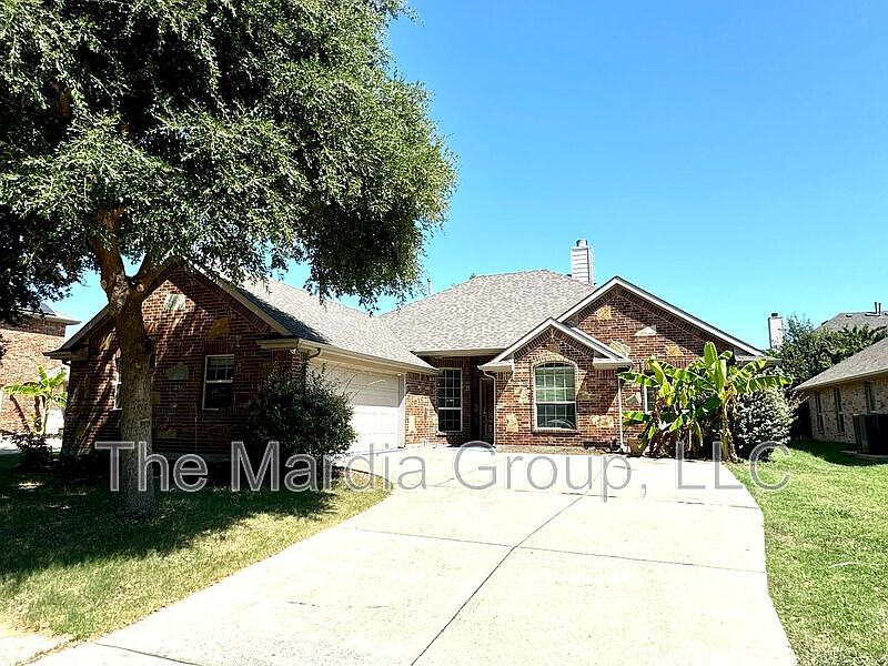 1st image of 1703 Stonewick Dr