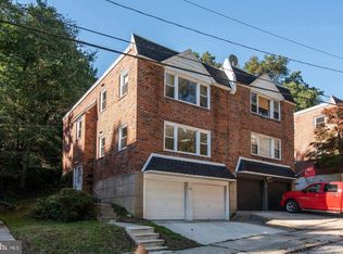 630 Green Ln, Philadelphia, PA 19128