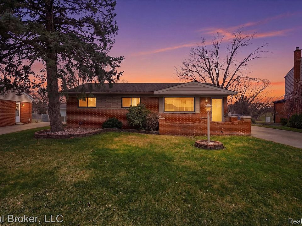 1st image of 10924 Lesure Dr