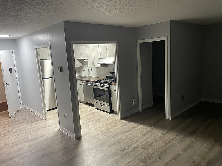 1 Crawford Pkwy #1704 — Photo 3