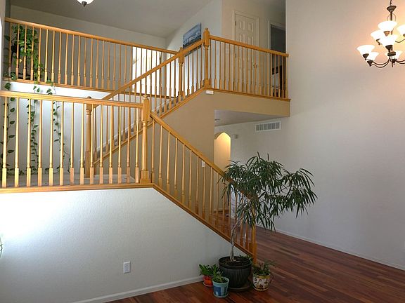 3rd image of 12609 Jersey Cir W