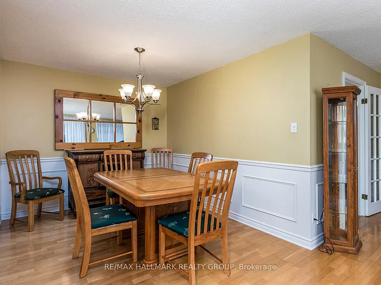 470 Laurier Ave W #902 — Photo 11