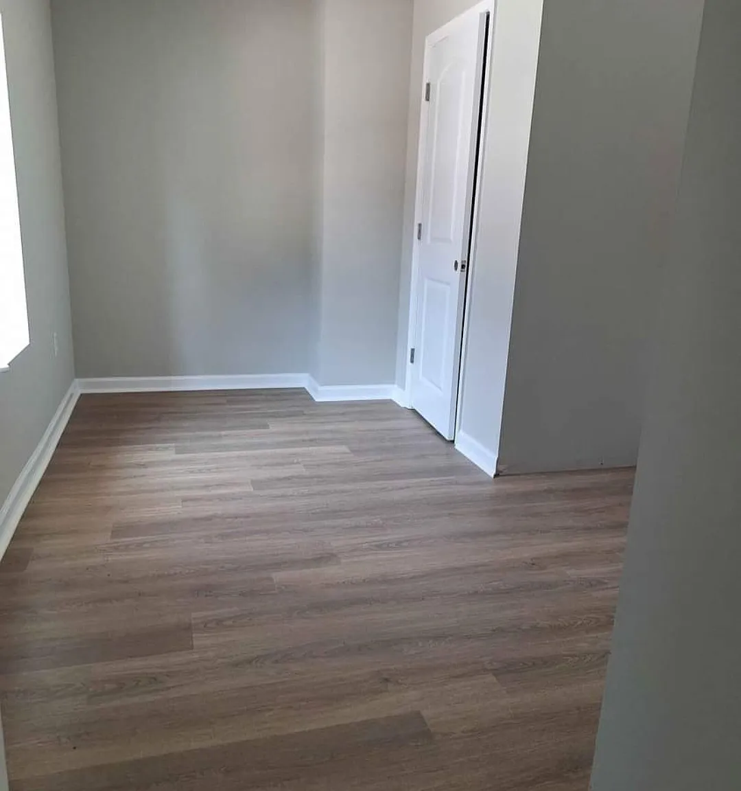 Studio, 800 sqft, $1,600 — Photo 2