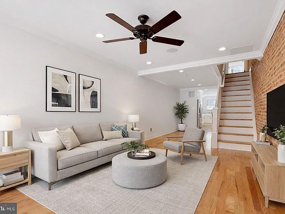 4th image of 1327 Richardson St