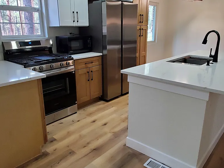 6530 Burrows Rd — Photo 8