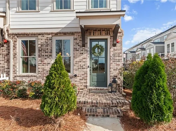 1007 Croft Ln, Woodstock, GA 30188