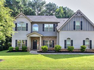 2817 Village Park Dr E, Ellenwood, GA 30294